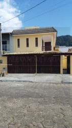Casa com 4 Quartos à Venda, 281 m² em Vila Amélia - São Sebastião
