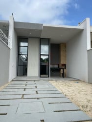Casa com 3 Quartos à Venda, 103 m² em Precabura - Eusébio