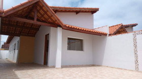 Casa com 3 Quartos à Venda, 195 m² em Parque Daville - Peruíbe