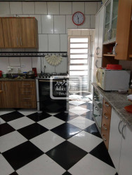 Sobrado com 3 Quartos à Venda, 129 m² em Jardim Roberto - Osasco