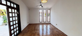 Casa com 3 Quartos para Alugar ou Temporada, 160 m² em Nova Parnamirim - Parnamirim
