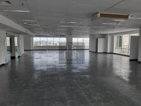 Sala Comercial para Alugar, 958 m² em Alphaville Industrial - Barueri