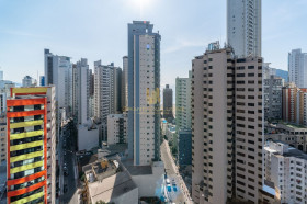 Apartamento com 3 Quartos à Venda, 131 m² em Centro - Balneário Camboriú