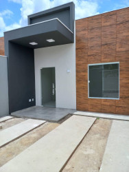Casa com 2 Quartos à Venda, 137 m² em Conceição - Feira De Santana
