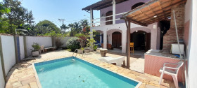 Casa com 4 Quartos à Venda, 348 m² em Boa Vista - Niterói