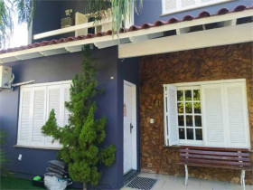 Casa com 3 Quartos à Venda, 168 m² em Parque Da Matriz - Cachoeirinha