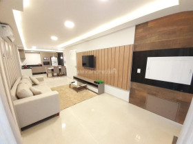 Apartamento com 3 Quartos à Venda, 100 m² em Mariscal - Bombinhas