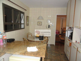 Apartamento com 4 Quartos à Venda, 180 m² em Moema - São Paulo