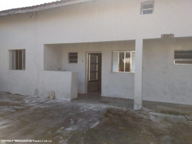 Casa com 1 Quarto à Venda,  em Vera Cruz - Mongaguá