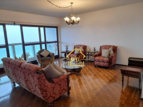 Apartamento com 3 Quartos à Venda, 200 m² em Embaré - Santos