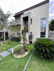 Casa de Condomínio com 4 Quartos à Venda, 295 m² em Jardim Imperial - Cuiabá