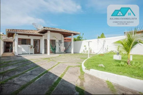 Casa com 3 Quartos à Venda, 300 m² em Martim De Sá - Caraguatatuba