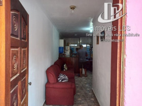 Casa com 2 Quartos à Venda, 70 m² em Vila Veloso - Carapicuíba