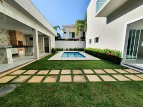 Casa com 5 Quartos à Venda, 480 m² em Porto Das Dunas - Fortaleza