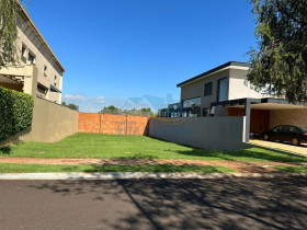 Terreno à Venda, 490 m² em Bonfim Paulista - Ribeirão Preto