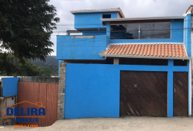 Casa com 6 Quartos à Venda, 220 m² em Rio Acima - Mairiporã