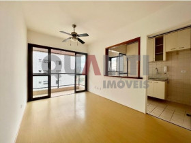 Apartamento com 2 Quartos para Alugar, 75 m² em Brooklin - São Paulo