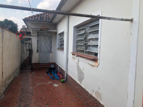 Casa com 3 Quartos à Venda,  em Vila Lúcia - São Paulo