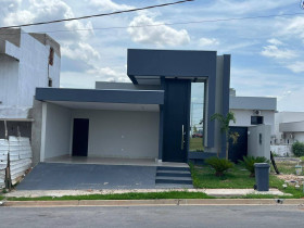 Casa com 3 Quartos à Venda, 145 m² em Tijucal - Cuiabá