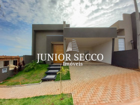 Casa de Condomínio com 3 Quartos à Venda,  em Residencial Maria Júlia - São José Do Rio Preto