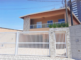 Casa com 3 Quartos à Venda, 70 m² em Mirim - Praia Grande