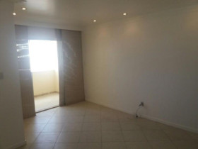 Apartamento com 3 Quartos à Venda, 90 m² em Imbuí - Salvador