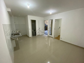 Apartamento com 1 Quarto à Venda,  em Burgo Paulista - São Paulo