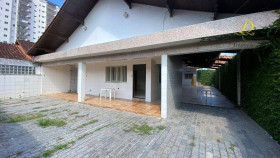 Casa com 3 Quartos à Venda, 100 m² em Mirim - Praia Grande