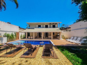Casa com 4 Quartos à Venda, 285 m² em Riviera De São Lourenço - Bertioga