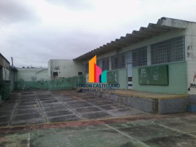 Imóvel à Venda, 2.045 m² em Bairro Da Colonia - Jundiaí