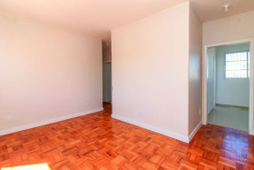Apartamento com 3 Quartos à Venda, 67 m² em Cristal - Porto Alegre