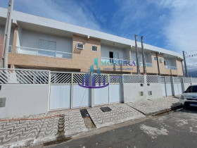 Casa com 2 Quartos à Venda, 74 m² em Caiçara - Praia Grande