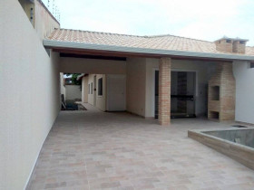 Casa com 3 Quartos à Venda, 245 m² em Parque Daville - Peruíbe