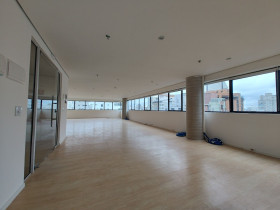 Sala Comercial para Alugar, 175 m² em Jardins - São Paulo