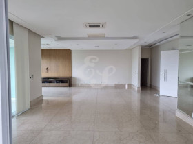 Apartamento com 4 Quartos à Venda, 367 m² em Tamboré - Santana De Parnaíba