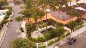 Casa com 7 Quartos à Venda, 272 m² em Balneário Flórida - Praia Grande