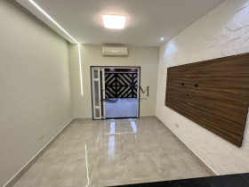 Imóvel Comercial à Venda, 75 m² em Mirim - Praia Grande