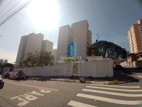 Apartamento com 2 Quartos à Venda, 55 m² em Vila Carmosina - São Paulo