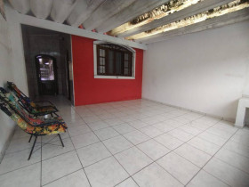 Casa com 2 Quartos à Venda, 132 m² em Maracanã - Praia Grande