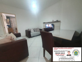 Apartamento com 2 Quartos à Venda, 75 m² em Gonzaga - Santos