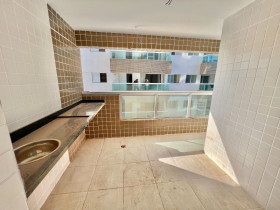 Apartamento com 2 Quartos à Venda, 68 m² em Canto Do Forte - Praia Grande
