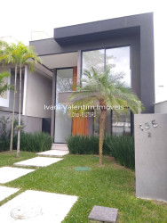 Casa de Condomínio com 4 Quartos à Venda, 350 m² em Barra Da Tijuca - Rio De Janeiro