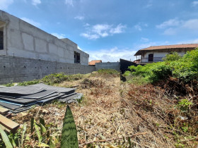 Terreno à Venda, 330 m² em Estância Balneária Belmira Novaes - Peruíbe