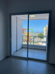 Apartamento com 2 Quartos à Venda, 76 m² em Barreiros - São José