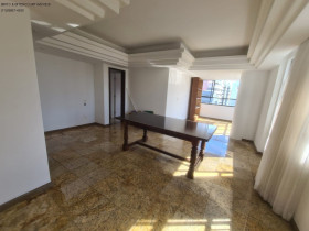 Apartamento com 4 Quartos à Venda, 124 m² em Caminho Das árvores - Salvador