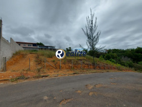 Terreno à Venda, 360 m² em Meaípe - Guarapari