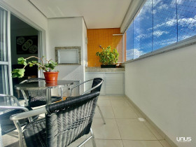 Apartamento com 3 Quartos à Venda, 130 m² em Barreiros - São José