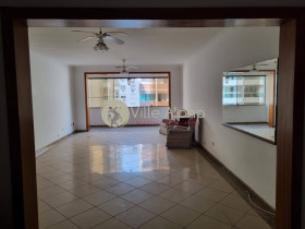 Apartamento com 3 Quartos à Venda, 180 m² em Gonzaga - Santos