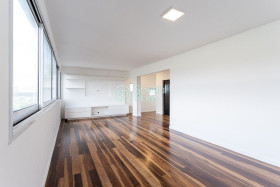 Apartamento com 3 Quartos à Venda, 210 m² em Jardim Europa - São Paulo