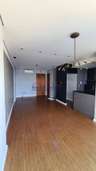 Apartamento com 2 Quartos à Venda, 109 m² em Pompéia - Santos